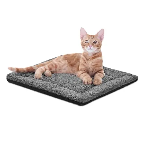 K&H self-warming cat bed pad in gray and black reversible design